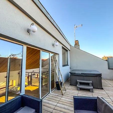 Le B Maison 1 A 4 Pers & Jacuzzi A Baccarat Hébergement de vacances