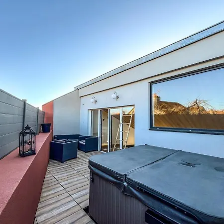 Le B Maison 1 A 4 Pers & Jacuzzi A *