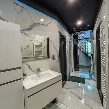 Prázdninový dům Le B Maison 1 A 4 Pers & Jacuzzi A *