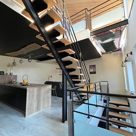 Le B Maison 1 A 4 Pers & Jacuzzi A Holiday home