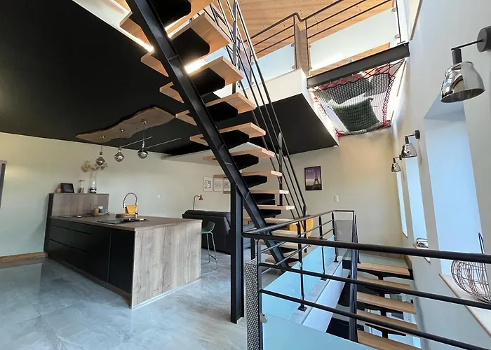 Le B Maison 1 A 4 Pers & Jacuzzi A Holiday home